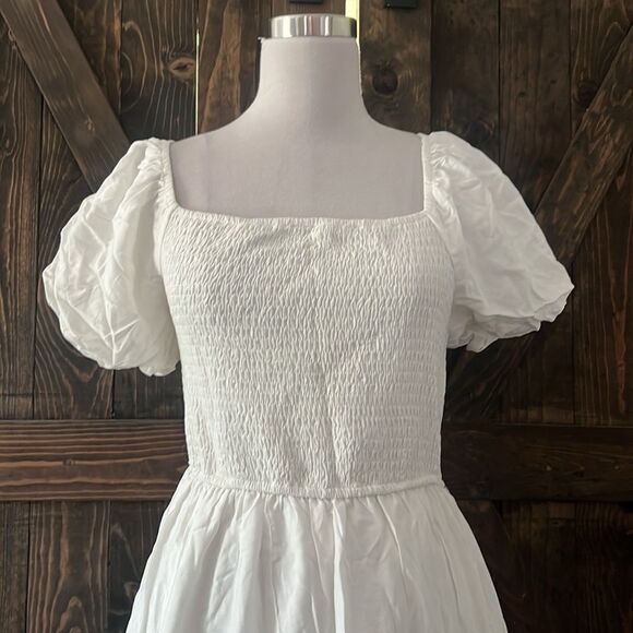 Zesica Square Neck Short Puff Sleeve Smocked Flowy A-line Tiered Midi Dress - Picture 4 of 13